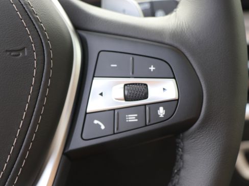 Certified 2026 BMW X5 sDrive40i w/ Climate Comfort Package image 19