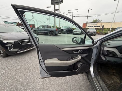 Used 2021 Subaru Outback Premium AWD/4WD image 25