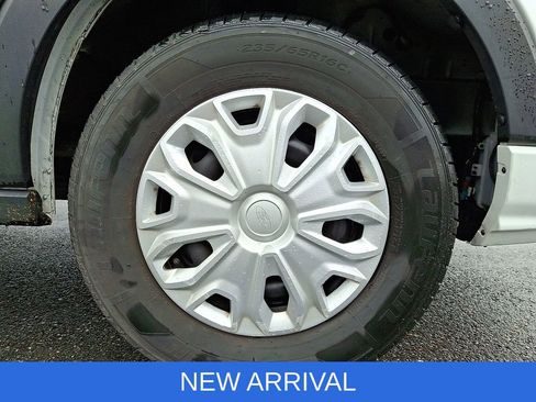Used 2024 Ford Transit 350 XLT image 8