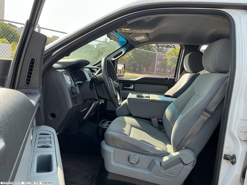 Used 2014 Ford F150 XLT w/ Trailer Tow Package RWD image 7