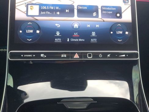 Used 2023 Mercedes-Benz S 500 4MATIC w/ AMG Line image 37