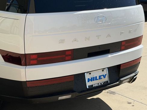 Certified 2025 Hyundai Santa Fe SEL image 9