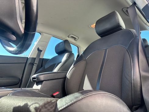 Used 2018 Kia Optima S image 10