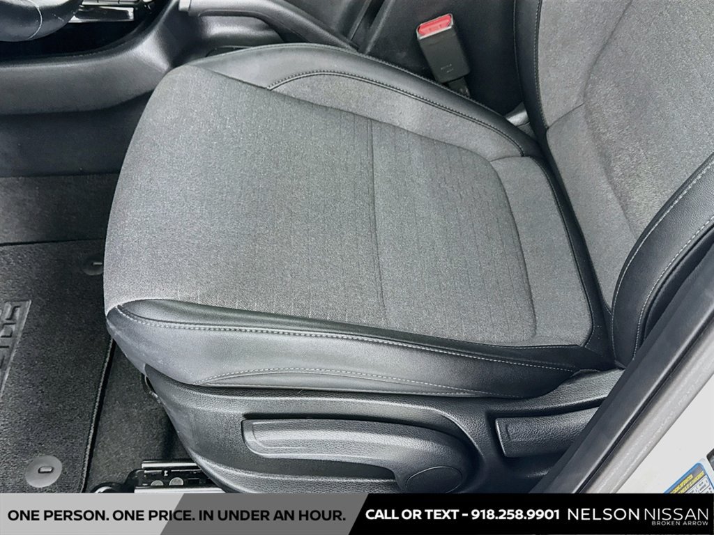 Used 2023 Kia Seltos S w/ Navigation Package AWD/4WD image 19
