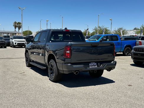 New 2026 RAM 1500 Express AWD/4WD image 4