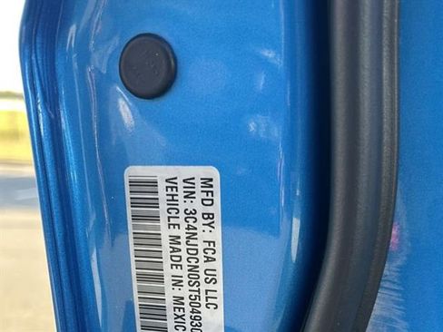 Used 2025 Jeep Compass Limited image 26