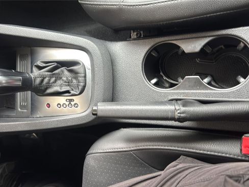 Used 2014 Volkswagen Jetta SE FWD image 18
