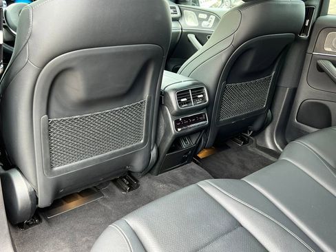 Used 2022 Mercedes-Benz GLE 350 4MATIC w/ AMG Line Exterior image 39