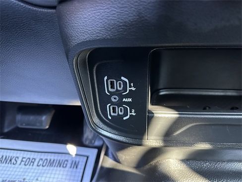 Used 2022 RAM 3500 Tradesman w/ Chrome Appearance Group image 17