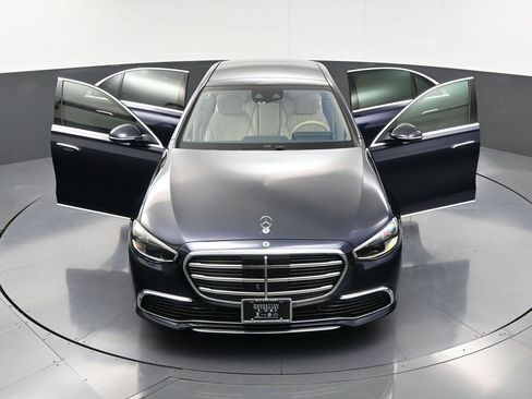 Used 2022 Mercedes-Benz S 500 4MATIC image 36