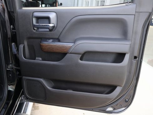 Used 2018 GMC Sierra 2500 Denali w/ Duramax Plus Package image 35