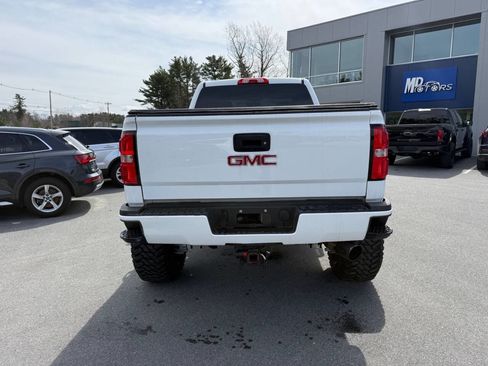Used 2017 GMC Sierra 2500 SLT w/ Snow Plow Prep Package image 7