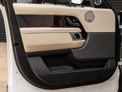 Used 2021 Land Rover Range Rover Westminster Edition image 14