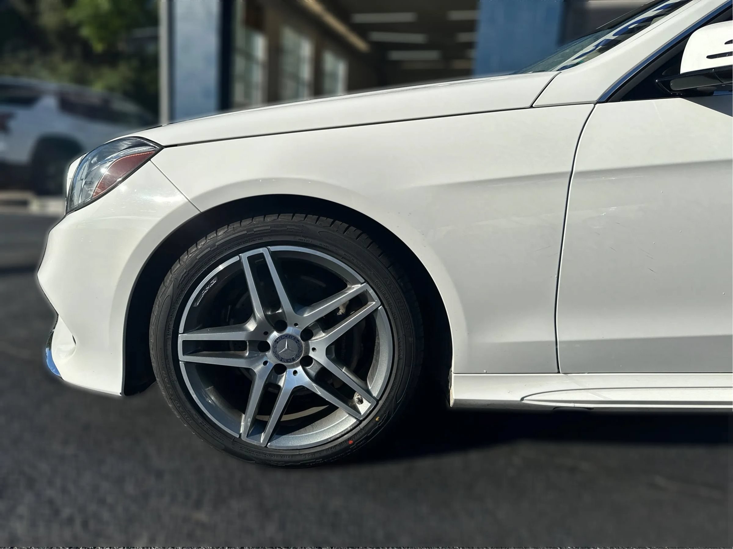 Used 2015 Mercedes-Benz E 350 4MATIC Sedan image 27