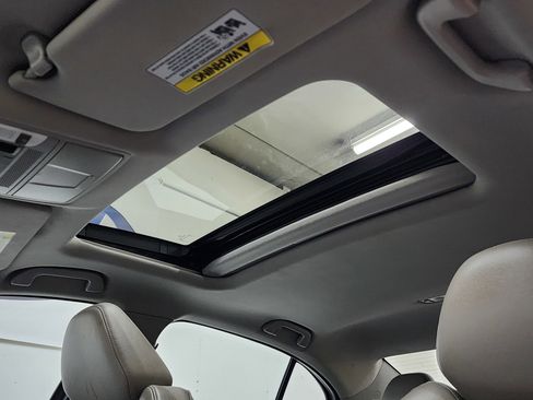 Used 2016 Acura TLX V6 FWD image 25