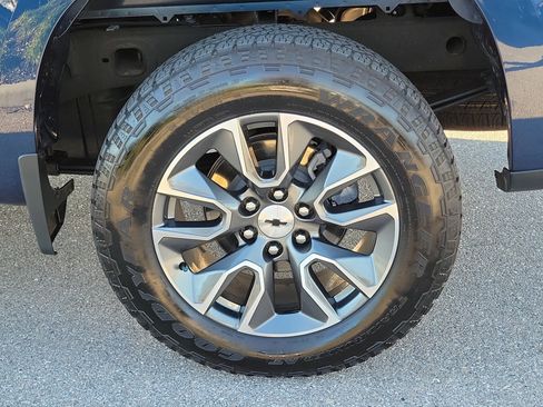 Used 2023 Chevrolet Silverado 1500 RST image 7