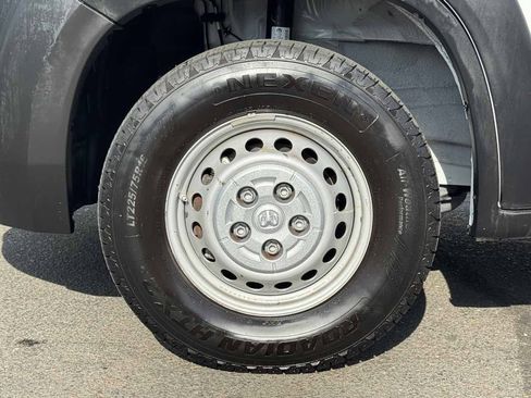 Used 2025 RAM ProMaster 2500 w/ Convenience Group FWD image 6