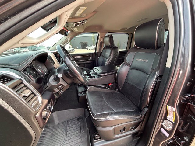 Used 2023 RAM 3500 Laramie AWD/4WD image 33