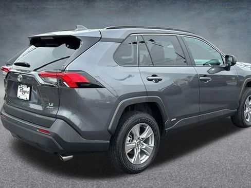 Used 2025 Toyota RAV4 LE AWD/4WD image 27