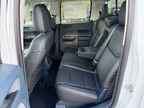 New 2025 Ford Maverick Lobo image 21