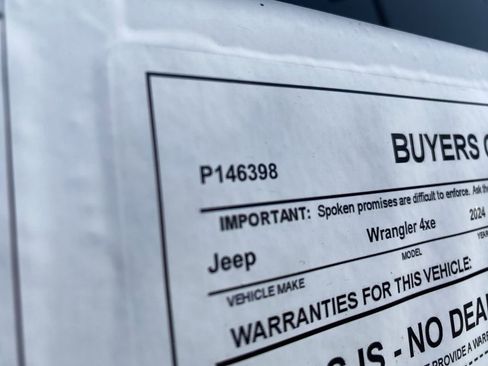 Used 2024 Jeep Wrangler Unlimited AWD/4WD image 20