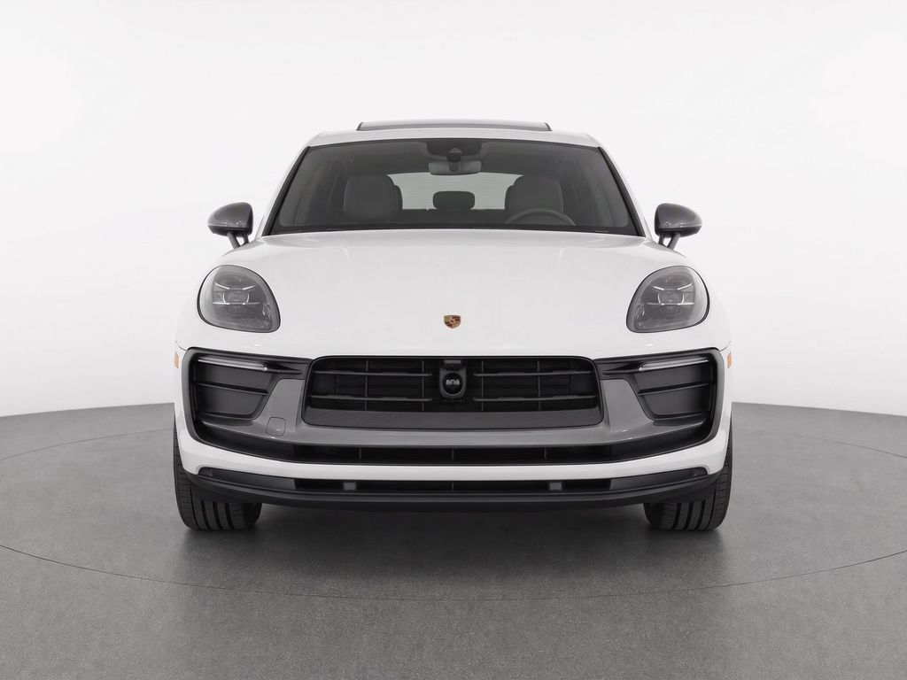 Used 2026 Porsche Macan Turbo AWD/4WD image 5