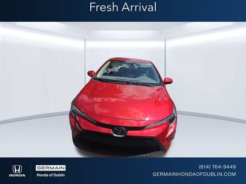 Used 2020 Toyota Corolla LE w/ LE Convenience Package FWD image 1