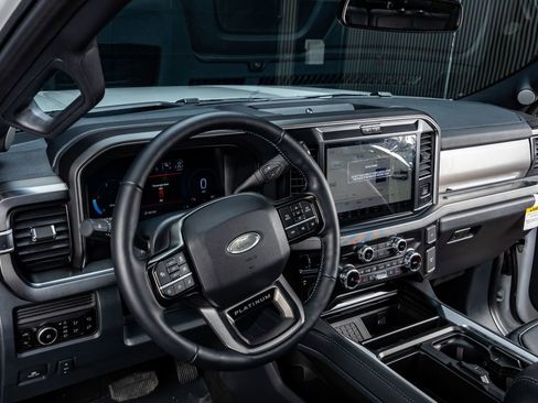 Used 2026 Ford F250 Platinum image 17