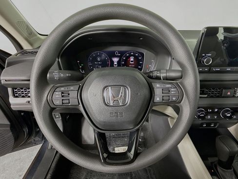 New 2025 Honda Accord SE image 9