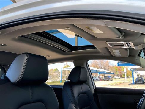 Certified 2026 Honda HR-V EX-L image 13