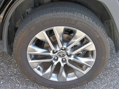 Used 2024 Toyota RAV4 XLE Premium w/ Weather Package AWD/4WD image 15