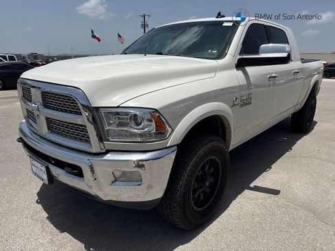 Used 2018 RAM 2500 Laramie w/ Cold Weather Group AWD/4WD image 1