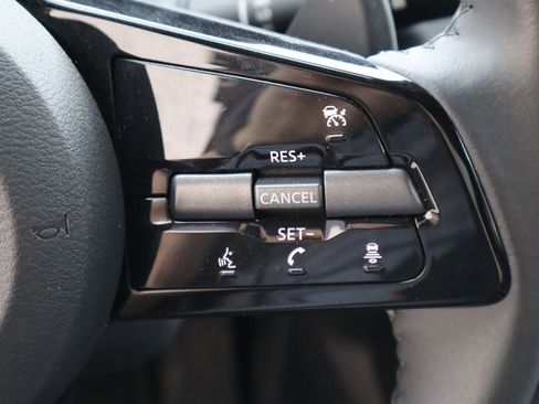 Used 2024 Nissan Z Sport w/ Floor Mat Package RWD image 12