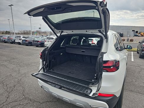 Certified 2024 BMW X5 xDrive40i w/ Premium Package AWD/4WD image 16