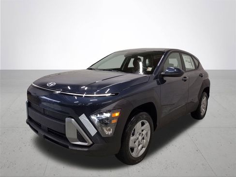 New 2026 Hyundai Kona SE AWD/4WD image 2
