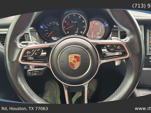 Used 2015 Porsche Macan Turbo AWD/4WD image 46