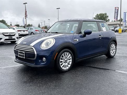 Used 2014 MINI Cooper 2-Door Hardtop FWD image 5