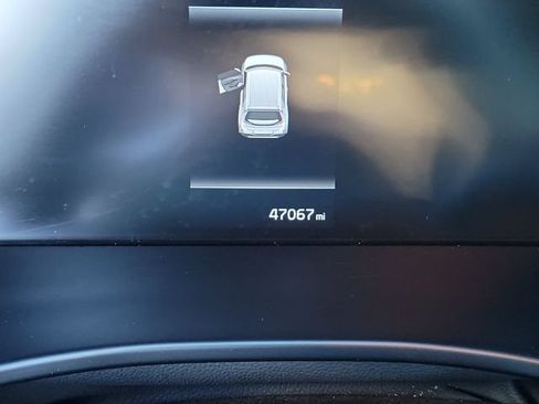 Used 2023 Kia Soul LX w/ LX Technology Package FWD image 17