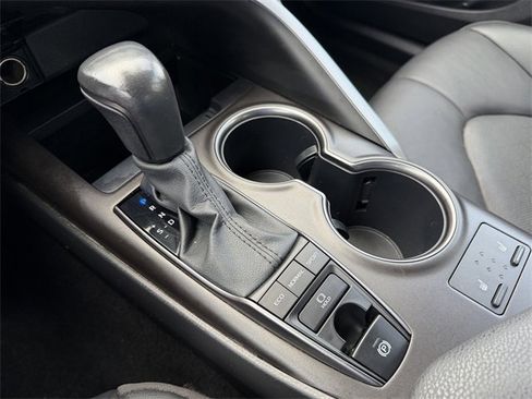Used 2024 Toyota Camry XSE image 15