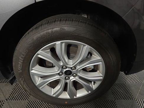 Used 2024 Ford Edge Titanium AWD/4WD image 11