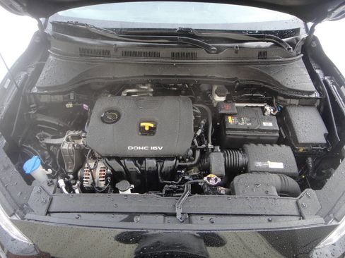 Used 2021 Hyundai Kona SE image 14