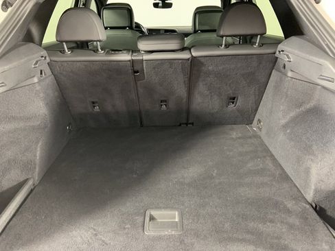 Used 2021 Audi Q3 2.0T Premium image 19