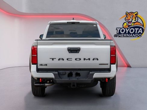 Certified 2026 Toyota Tacoma TRD Off-Road AWD/4WD image 6