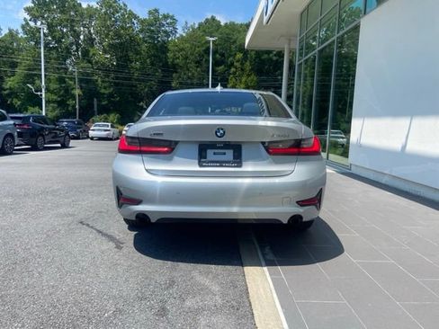 Used 2019 BMW 330i xDrive Sedan w/ Driving Assistance Package AWD/4WD image 8
