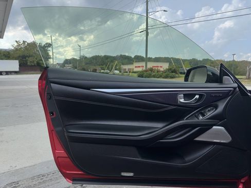 Used 2018 INFINITI Q60 Red Sport 400 w/ Sensory Package 3.0T Sport image 20