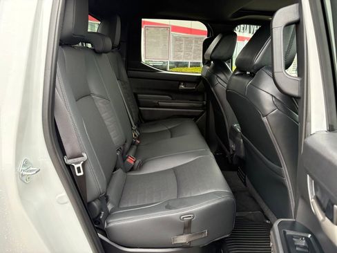 Certified 2025 Toyota Tacoma TRD Sport w/ TRD Sport Premium Package AWD/4WD image 15
