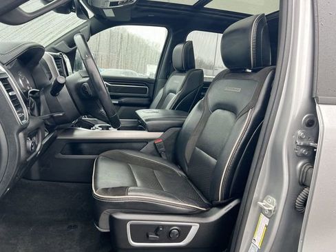 Used 2023 RAM 1500 Laramie AWD/4WD image 15
