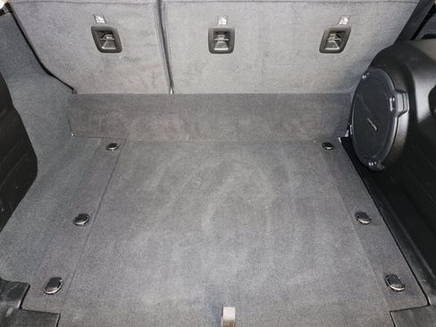 Used 2022 Jeep Wrangler Unlimited Sahara w/ Cold Weather Group image 18