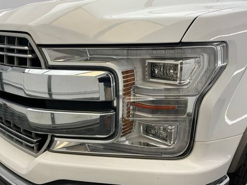 Used 2018 Ford F150 Lariat w/ Equipment Group 502A Luxury AWD/4WD image 24