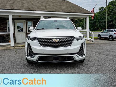 Used 2021 Cadillac XT6 Premium Luxury w/ Platinum Package FWD image 11